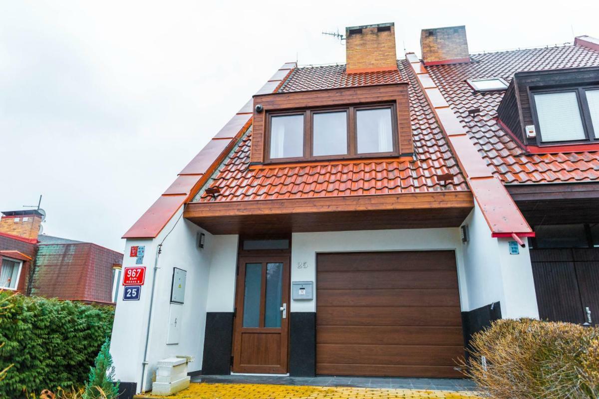 Apartment Jane Praag Buitenkant foto